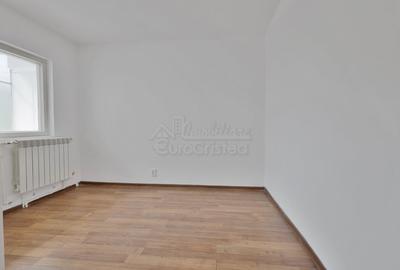 Apartament cu 3 camere decomandat, mobilat în Central - 7