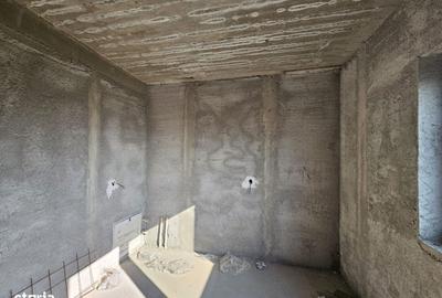 Casă cu 4 camere cu Canalizare în Boțești - 12