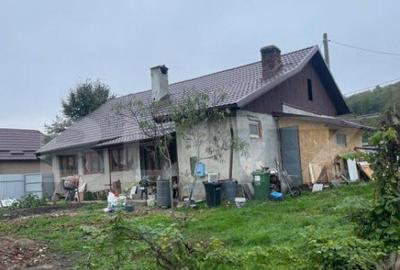 Casa de Vanzare in Teaca de 3 camere plus 17 arii teren ! - 3