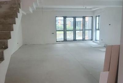 Duplex cu 4 camere cu Canalizare în Titan - 7