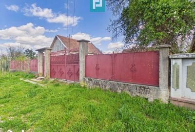 Casă cu 4 camere cu Teren 1151 Mp în Sânmartin - 12