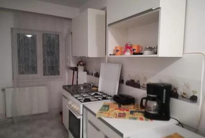 1 camera in zona Girocului - 2