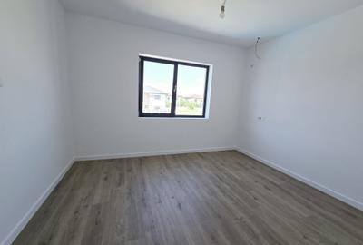 Vila individuala cu piscina si fireplace - 4 camere - 3 bai - dressing - 6