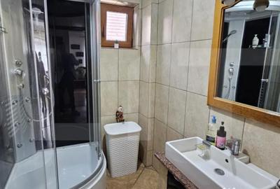 Casă cu 4 camere cu Teren 569 Mp în Central - 9