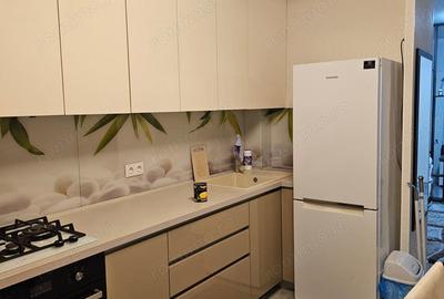 De inchiriat apartament cu 3 camere in zona Girocului De inchiriat apartament cu 3 camere in zona Girocului - 2