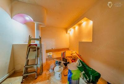 Casă cu 7 camere cu Canalizare în Sântana - 9