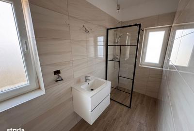 Casă cu 4 camere în Moșnița Veche