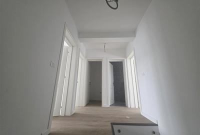Duplex cu 4 camere cu Canalizare în Bucium - 3
