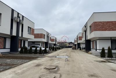 Duplex cu 4 camere cu Canalizare în Industriilor - 6