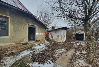 Casă cu Teren 9504 Mp în Poclușa de Barcău - 1