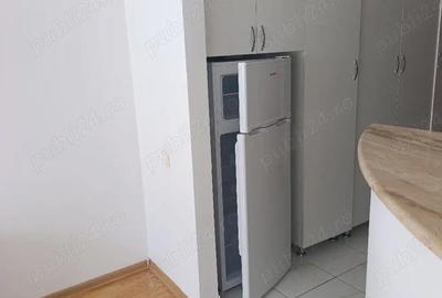 Garsonieră decomandată în Central - 2