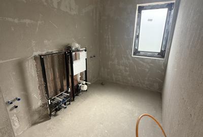 Duplex cu 4 camere cu Canalizare în Florești - 9