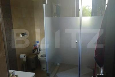 Casă cu 7 camere cu Teren 1170 Mp în Central - 10