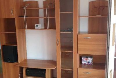 Apartament 2 Camere Decomandat - I.L. Caragiale - Cod 4575 - 4