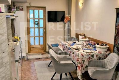 Apartament cu 4 camere decomandat, mobilat în Dârste