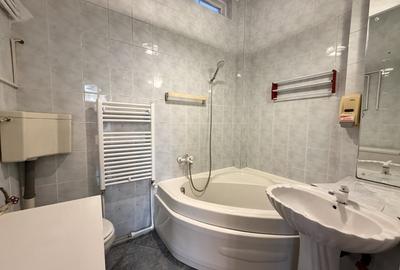 Casa renovata, ideala pentru firma sau locuinta, cu curte, in Crangasi - 9