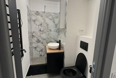 Apartament cu 2 camere decomandat în Rovine - 6