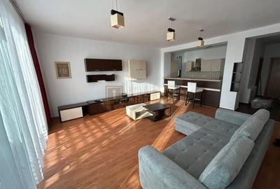 Apartament cu 2 camere semidecomandat, mobilat în Complex Studențesc