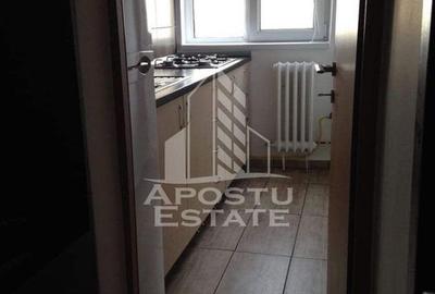 Apartament cu 2 camere, etaj intermediar, zona Dacia - 3