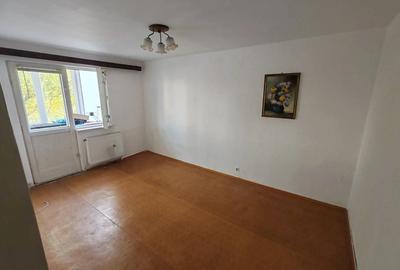 Apartament 2 camere decomandat - 3