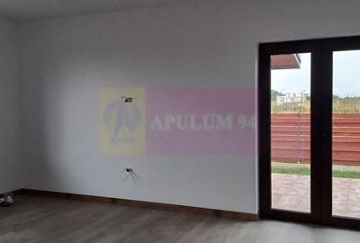 Săbăreni, casă nouă parter, 3 camere + dependințe - 5