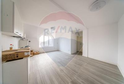 Apartament cu 3 camere semidecomandat în Șega
