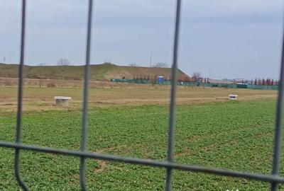 Teren de 5000 mp, în Central - 3