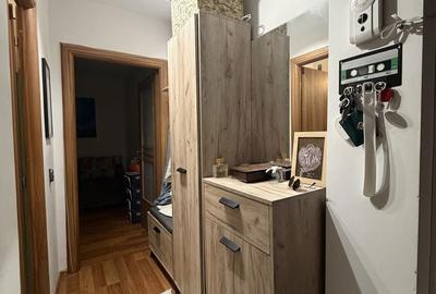 Apartament cu 3 camere semidecomandat în Valea Rosie - 2