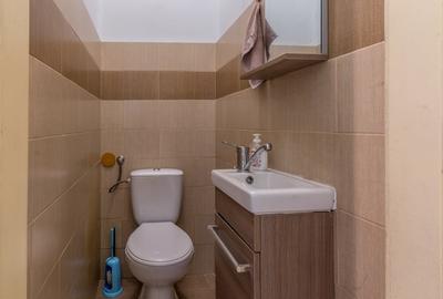 Duplex cu 5 camere cu Canalizare în Central - 12