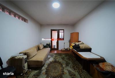 Casă cu 4 camere cu Teren 1133 Mp în Central - 11