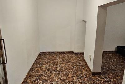 Spațiu comercial, de 40 mp, în Central - 2