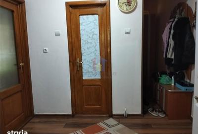 Apartament cu 2 camere decomandat în Calea Galați - 13