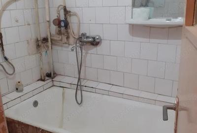 1 cam etaj 3 contor de gaz zona Buziasului - 1