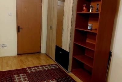 De inchiriat apartament cu 1 camera zona Circumvalatiunii - 3