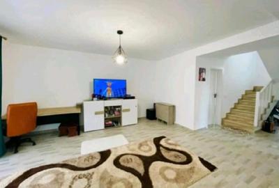 Casă cu 3 camere cu Teren 250 Mp în Central - 4