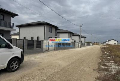 CASE INDIVIDUALE P+1E+POD COMUNA BERCENI TEREN 450 MP - 1