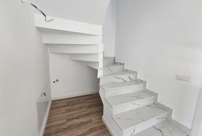 Duplex cu 4 camere cu Canalizare în Ipotești - 3