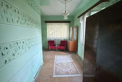 Proprietar, vand casa la sat 2100 mp - 5