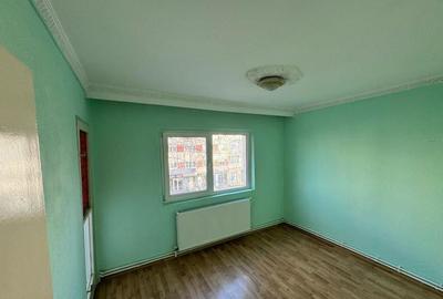 Apartament cu 3 camere decomandat în Inel II - 2