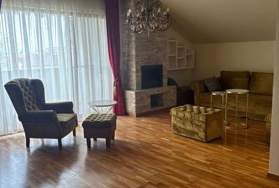 Apartament cu 3 camere decomandat în Dumbrăvița