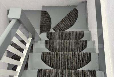 Casă cu 8 camere cu Teren 400 Mp în Central - 2