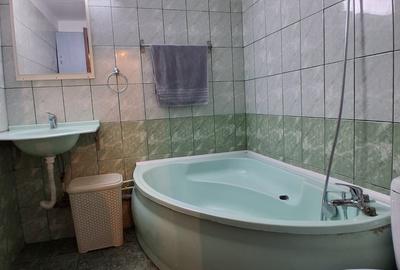 Apartament cu 2 camere decomandat în Olteniței - 12