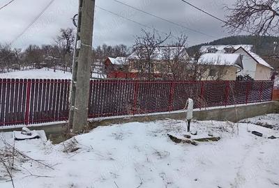 Casă cu 1 camere cu Teren 2500 Mp în Tulnici - 8