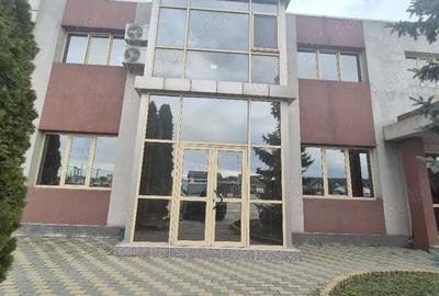 Spațiu comercial, de 90 mp, în Central - 1