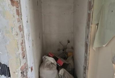 SE VINDE APARTAMENT PREGATIT PENTRU RENOVAT 2 CAMERE CONF. 1  iANCUULUI METROUL - 9