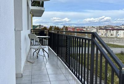 Apartament cu 3 camere decomandat în Central - 3
