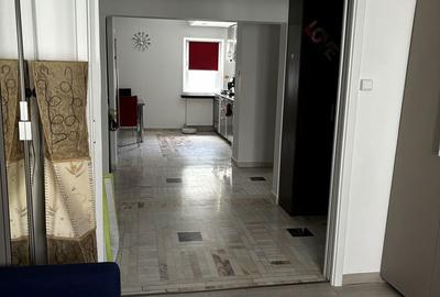 Apartament cu 4 camere decomandat în 13 Septembrie - 4