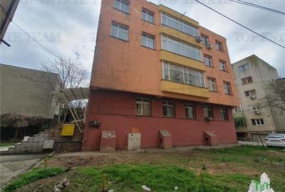 Spatiu Comercial Ultracentral 37 birouri in curs de apartamentare Constanta - 2