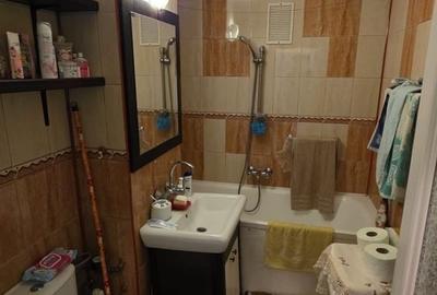 Apartament cu 2 camere semidecomandat în CET - 7
