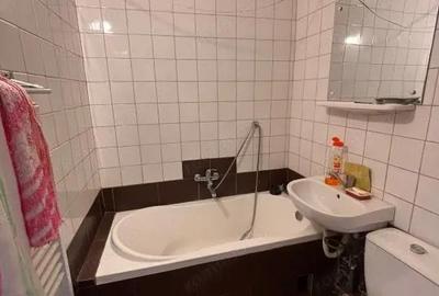 Apartament cu 2 camere decomandat în Astra - 12